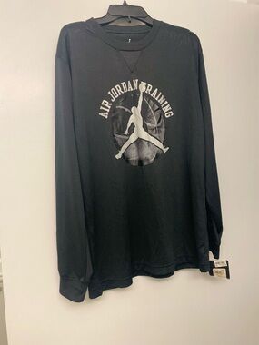 NWT Youth Air Jordan Training Black Crewneck Athletic Top